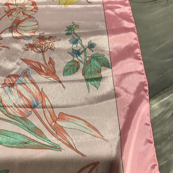 JP Collection Womens Scarf Pink Blue Yellow Italy Square Vintage Estate 34x34. - Picture 4 of 7